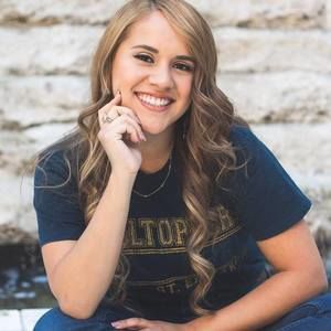 Meet your Posher, Sandy